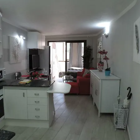 Piso Puerto Naos A 1 Minuto De La Playa Puerto De Naos